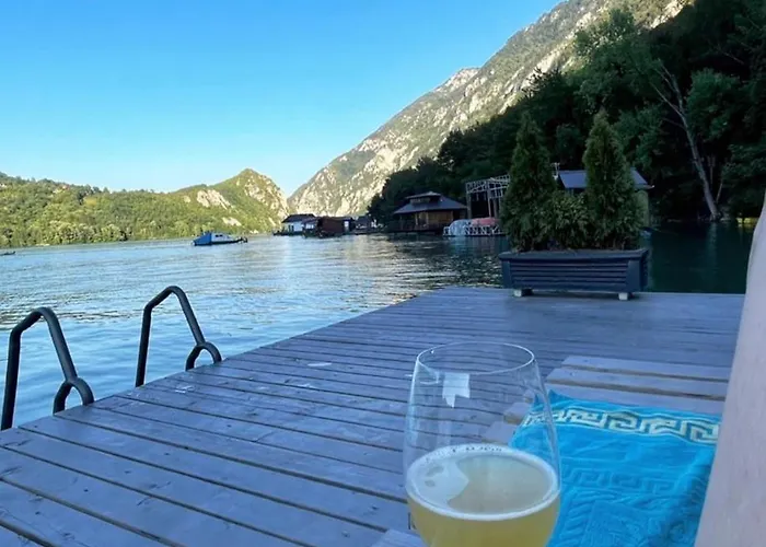 Splav Andjela Tatil Evi Perucac